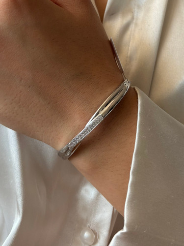 بنگل ساده نگیندار